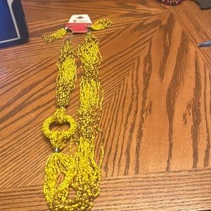 NWT WOMEN CHARMING CHARLIE BROWN & YELLOW BEADED DANGLING EARRING AND NECKLACE.